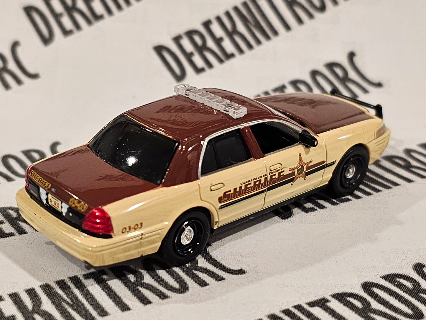 NOT FOR SALE GreenLight Collectibles Deco Sample 2008 Ford Crown Victoria Hot Pursuit Series 5
