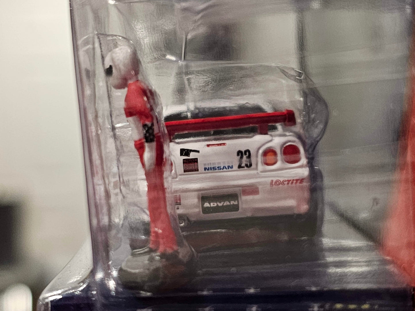 GreenLight Collectibles Tarmac Works 1999 Nissan Skyline GT-R BNR34 Collab Loctite