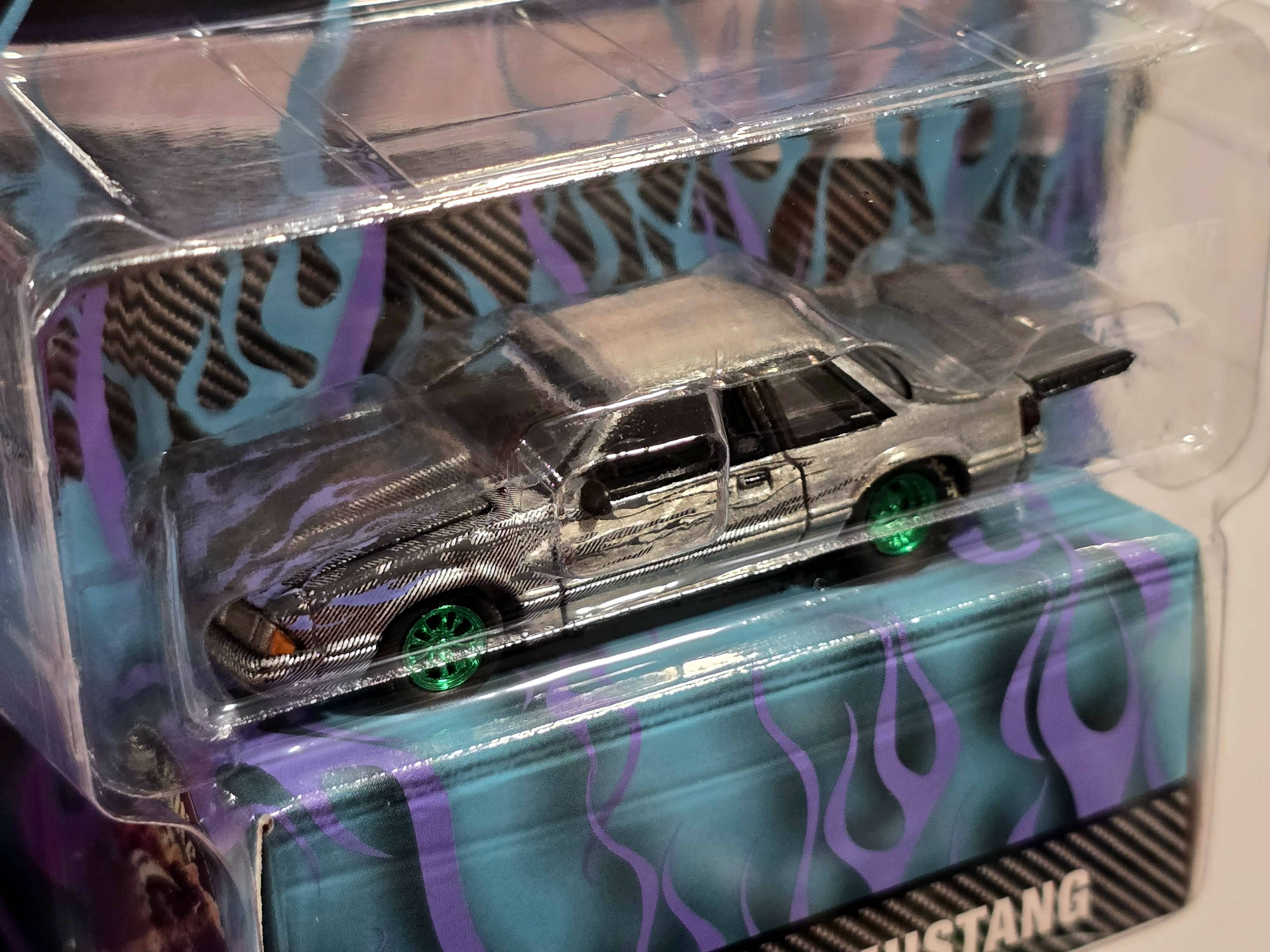 GreenLight Collectibles WRAPS Raw Chase 1990 Ford Mustang